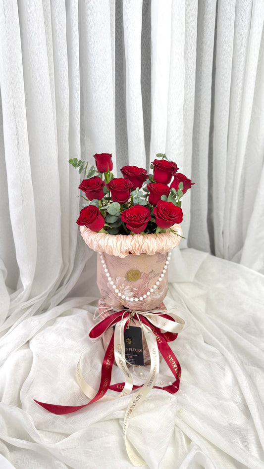 Timeless Bloom - Petite Roses