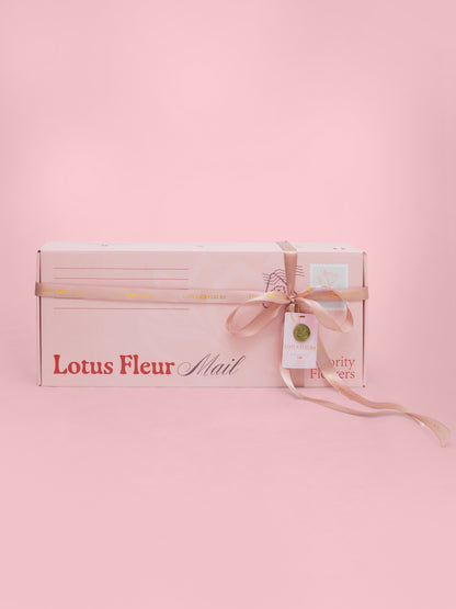 Lotus Fleur Mail - Ecuadorian