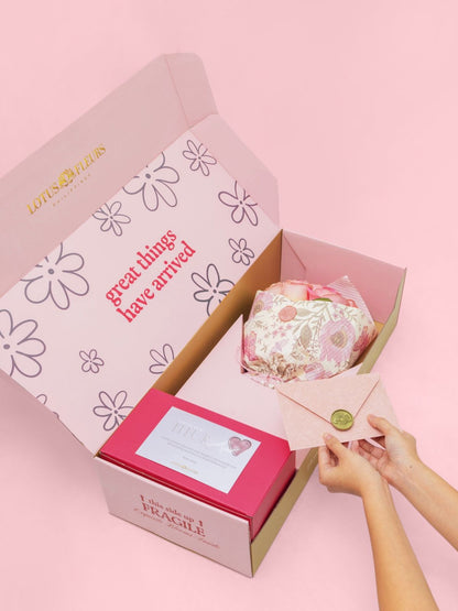 Lotus Fleur Mail - Ecuadorian